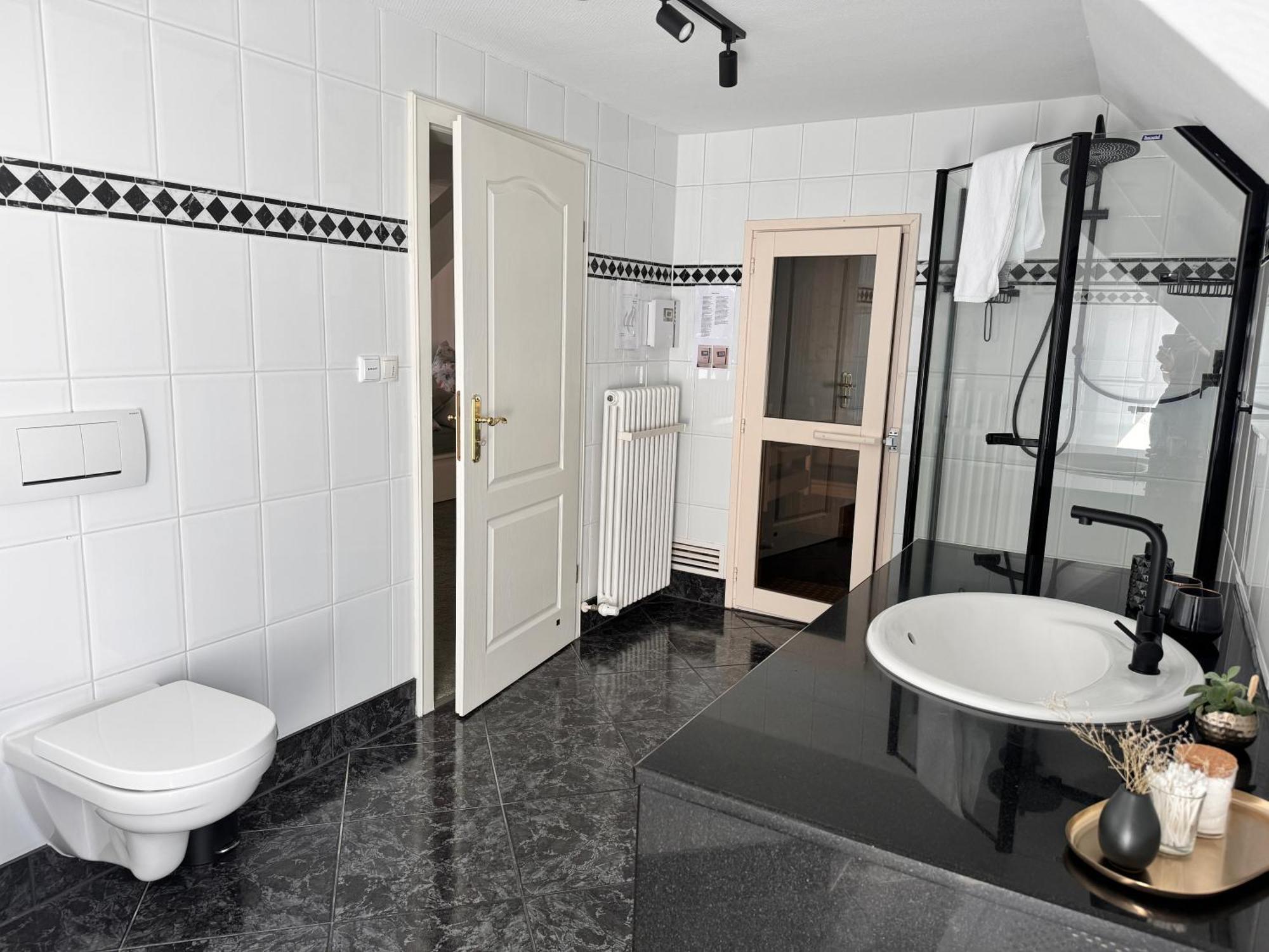 Schlosskoje - Ihr Ferienzuhause In Der Pfalz Neustadt an der Weinstrasse Ngoại thất bức ảnh